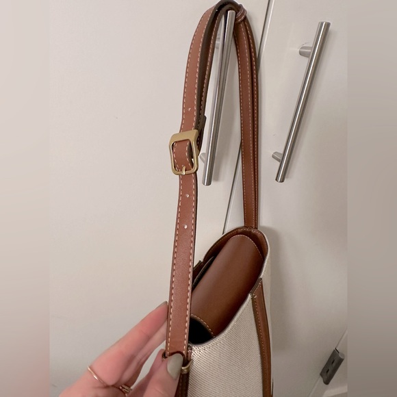 COPY - Zara adjustable strap bucket bag - Picture 9 of 12